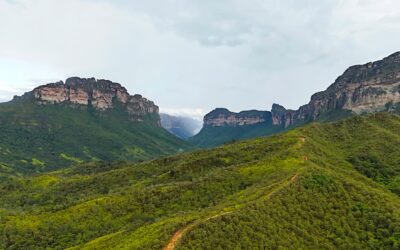 6 motivos para fazer a travessia do Vale do Pati com uma agência referência no destino